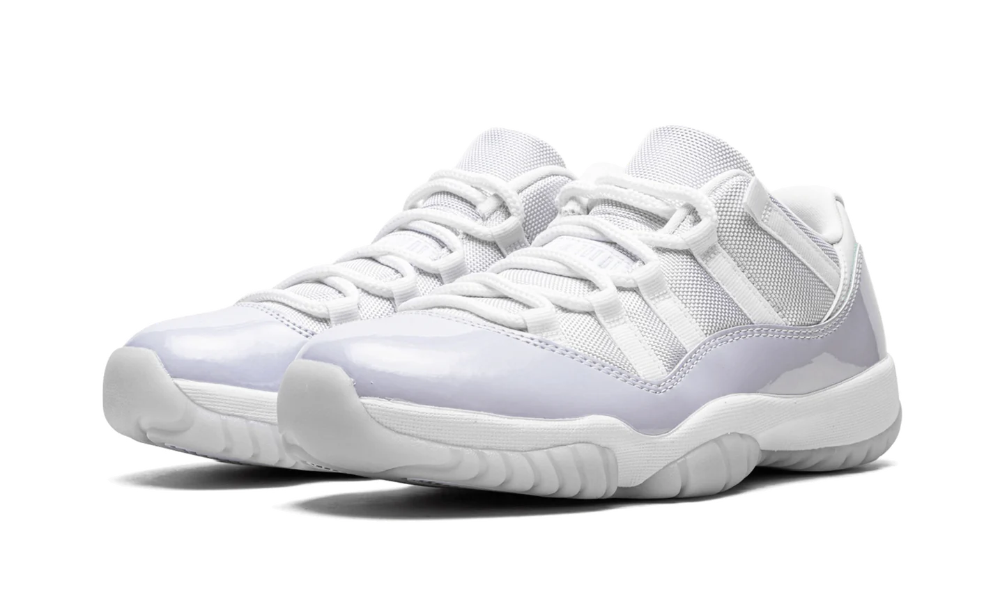 Air Jordan 11 Retro Low Pure Violet - DROP UP